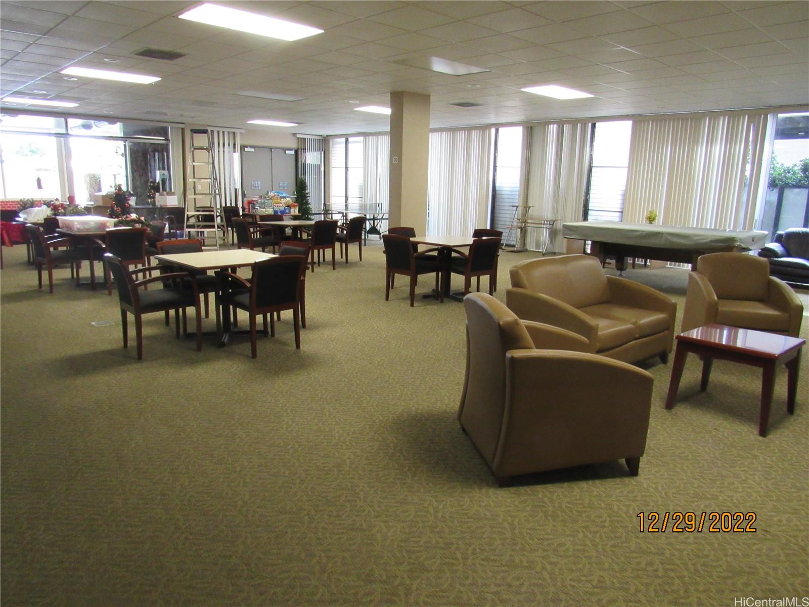 1561 Kanunu Street Honolulu - Rental - photo 2 of 10