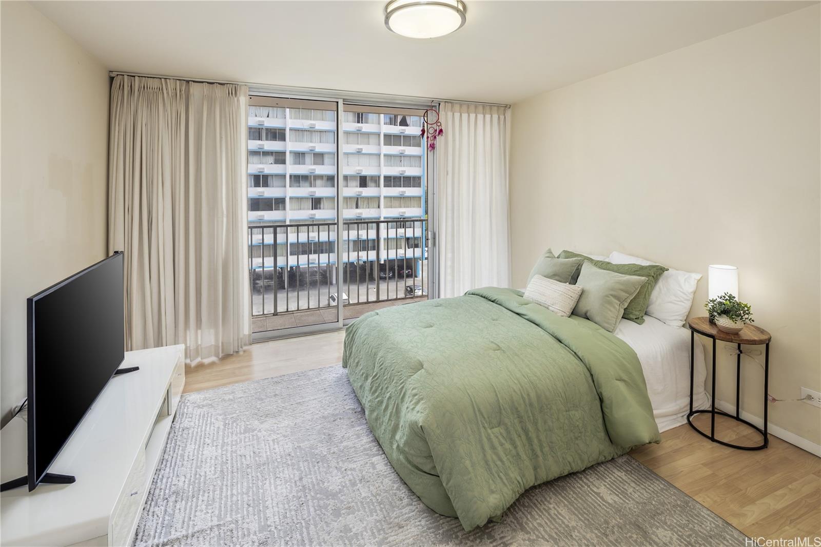 Princess Leilani condo # 601, Honolulu, Hawaii - photo 11 of 23