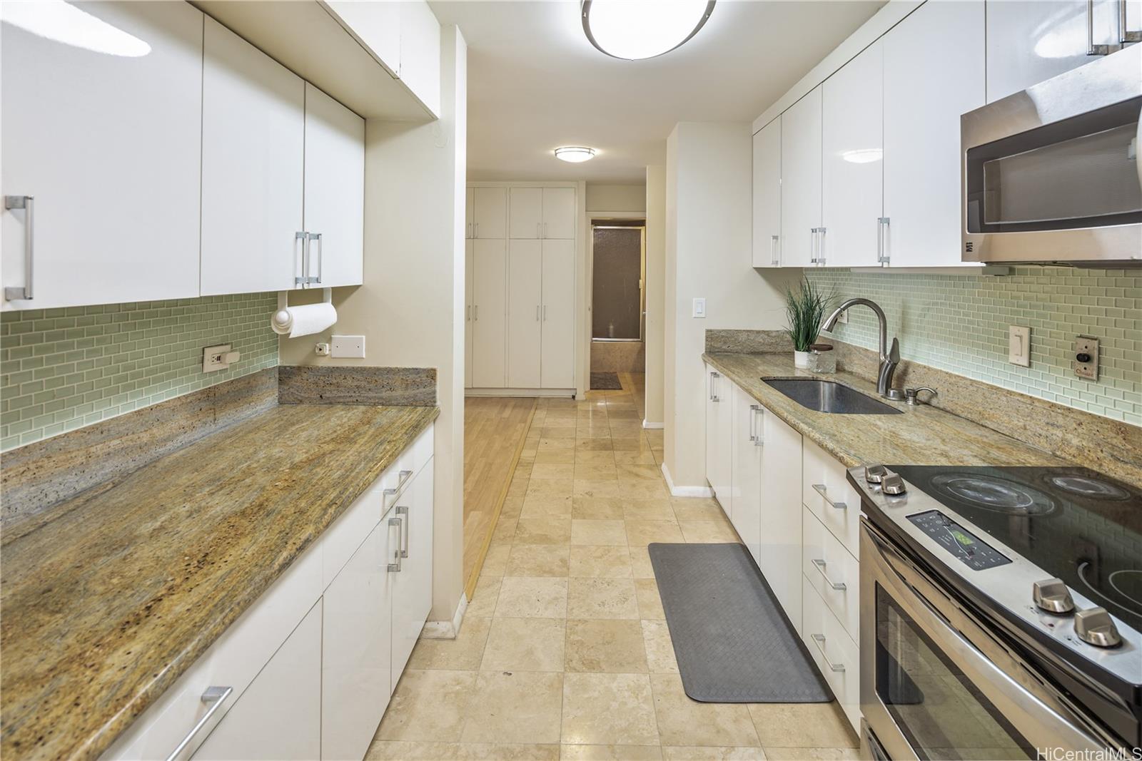 Princess Leilani condo # 601, Honolulu, Hawaii - photo 6 of 23