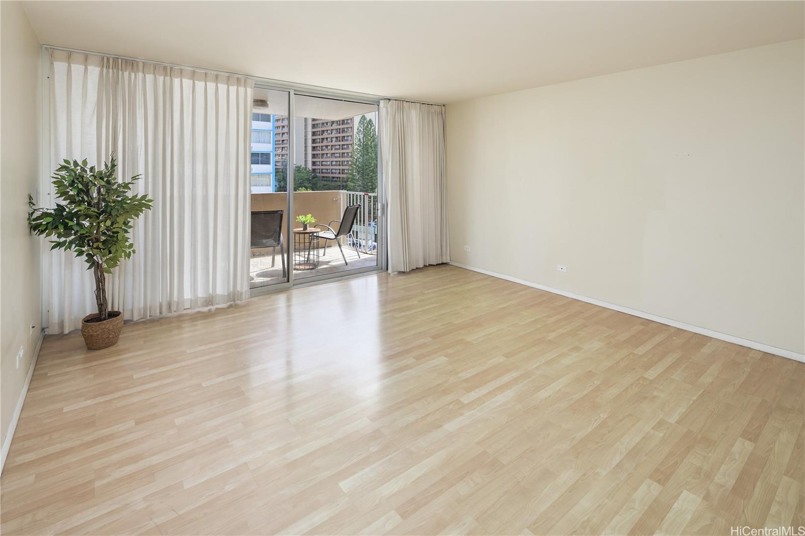 Princess Leilani condo # 601, Honolulu, Hawaii - photo 9 of 23