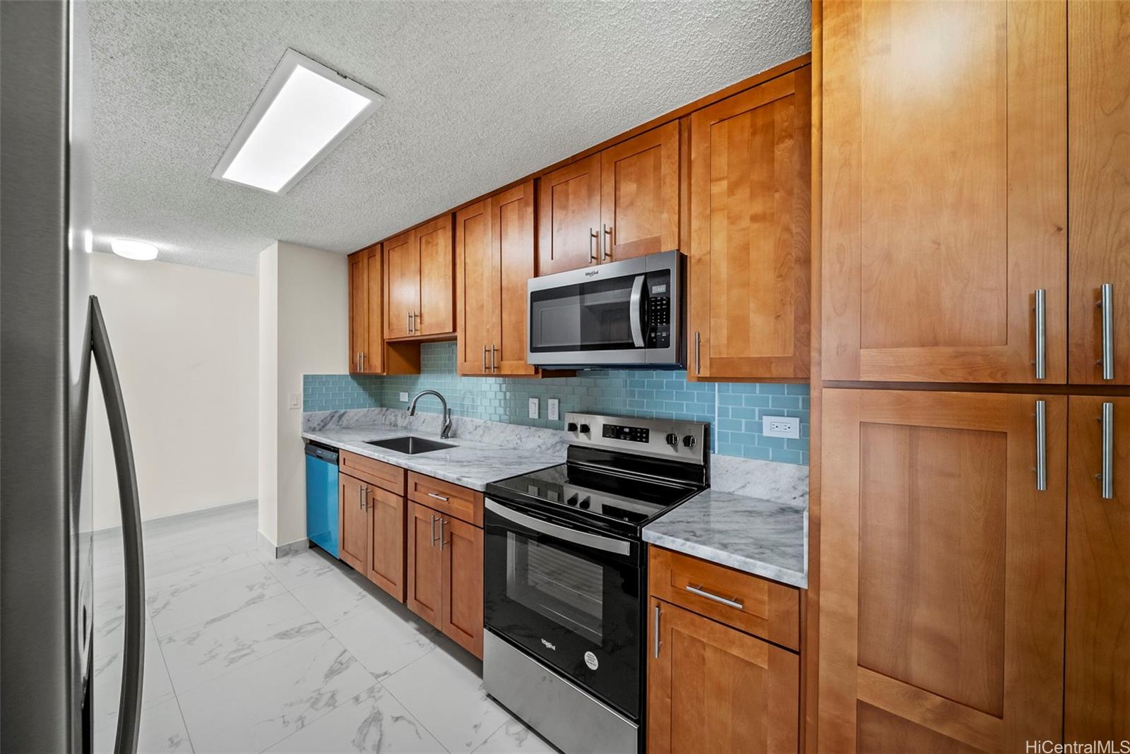 Princess Leilani condo # 801, Honolulu, Hawaii - photo 3 of 24