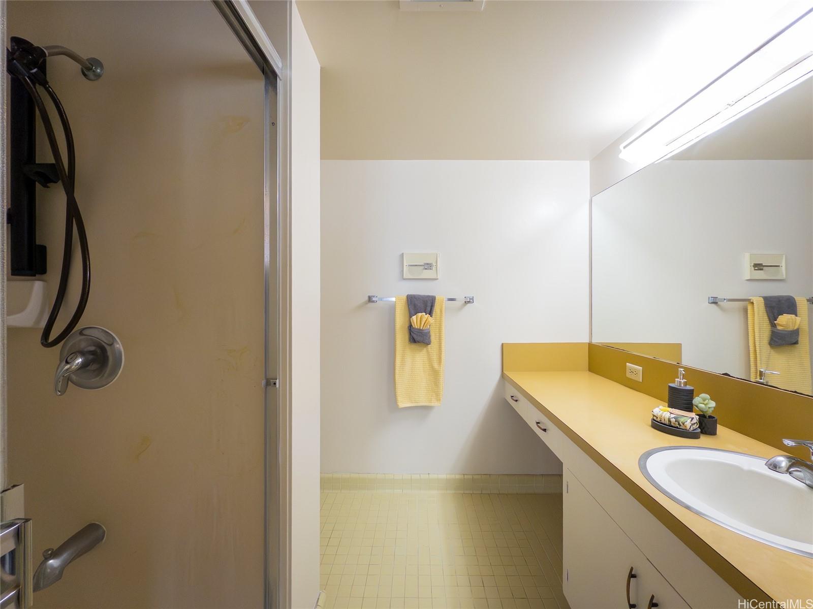 Princess Leilani condo # 805, Honolulu, Hawaii - photo 10 of 21