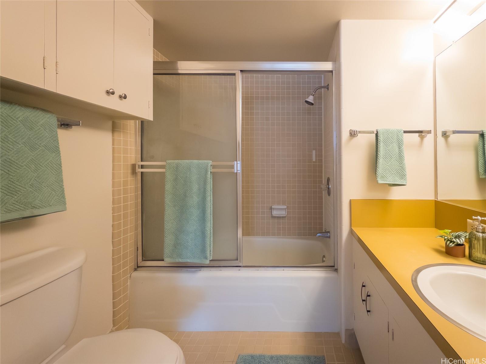 Princess Leilani condo # 807, Honolulu, Hawaii - photo 12 of 20