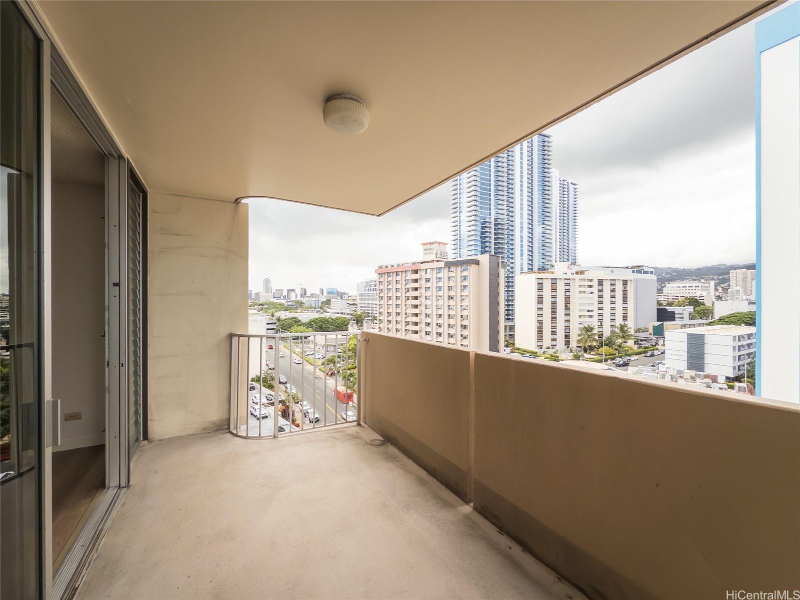 Princess Leilani condo # 807, Honolulu, Hawaii - photo 3 of 20