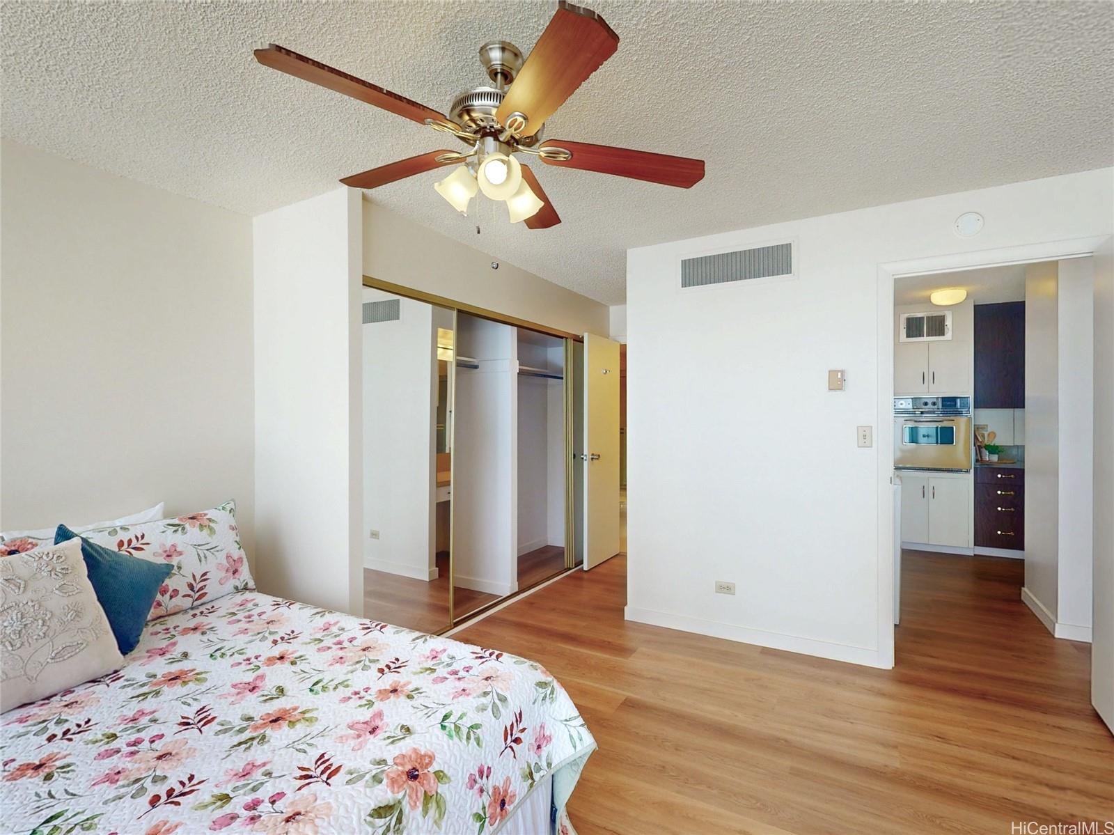 Princess Leilani condo # 807, Honolulu, Hawaii - photo 10 of 20