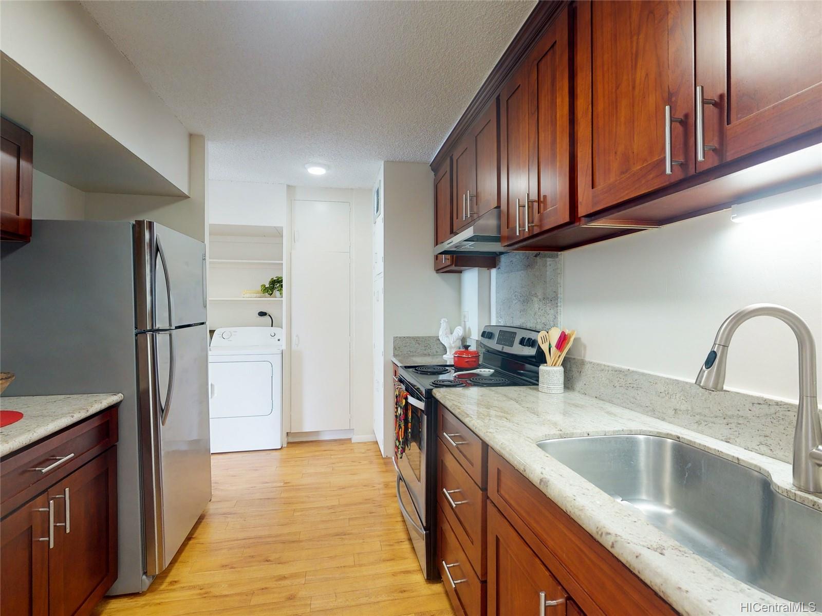 Princess Leilani 907, 1561 Kanunu Street, Honolulu Holiday Mart condo