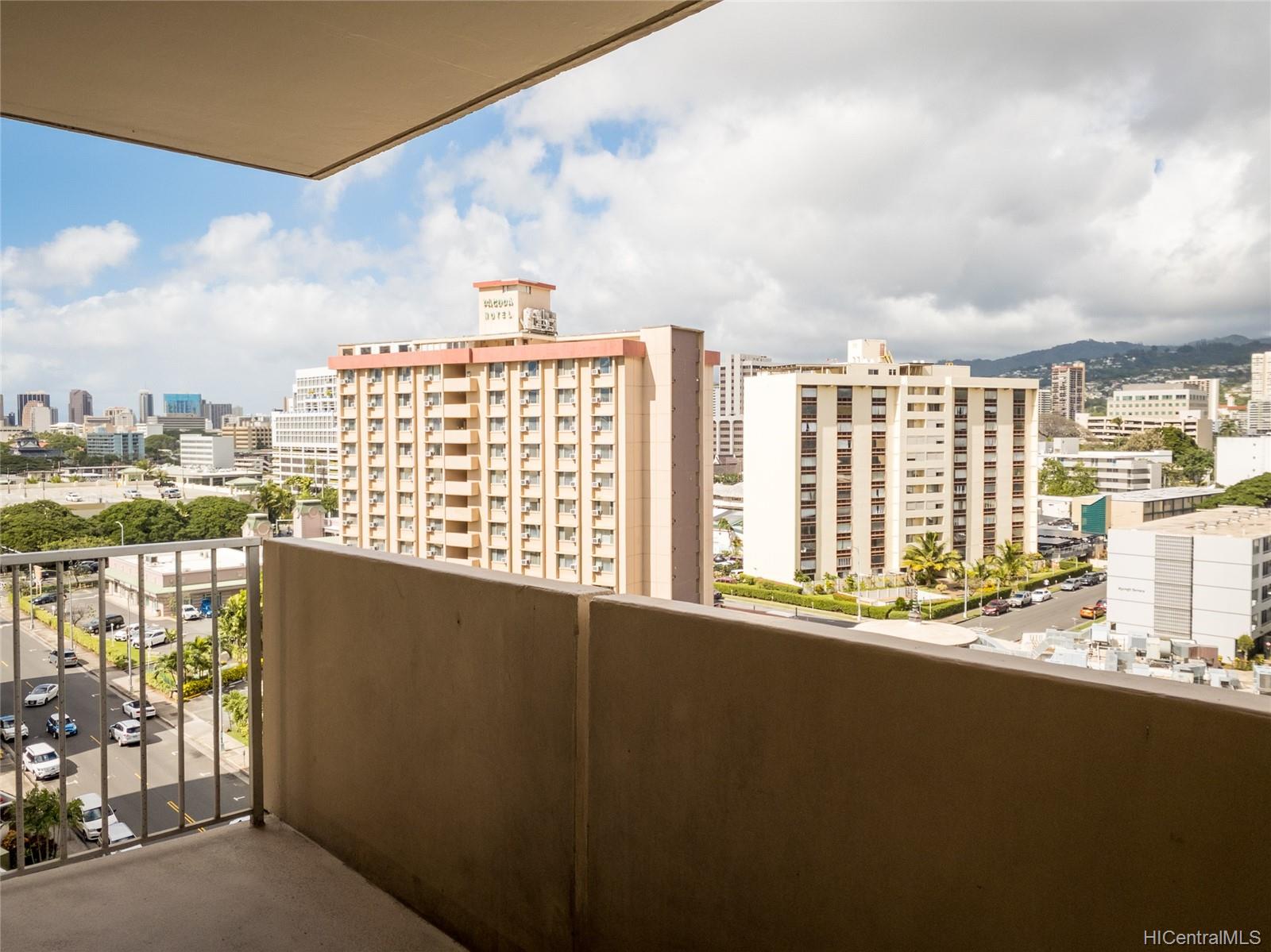 Princess Leilani 907, 1561 Kanunu Street, Honolulu Holiday Mart condo