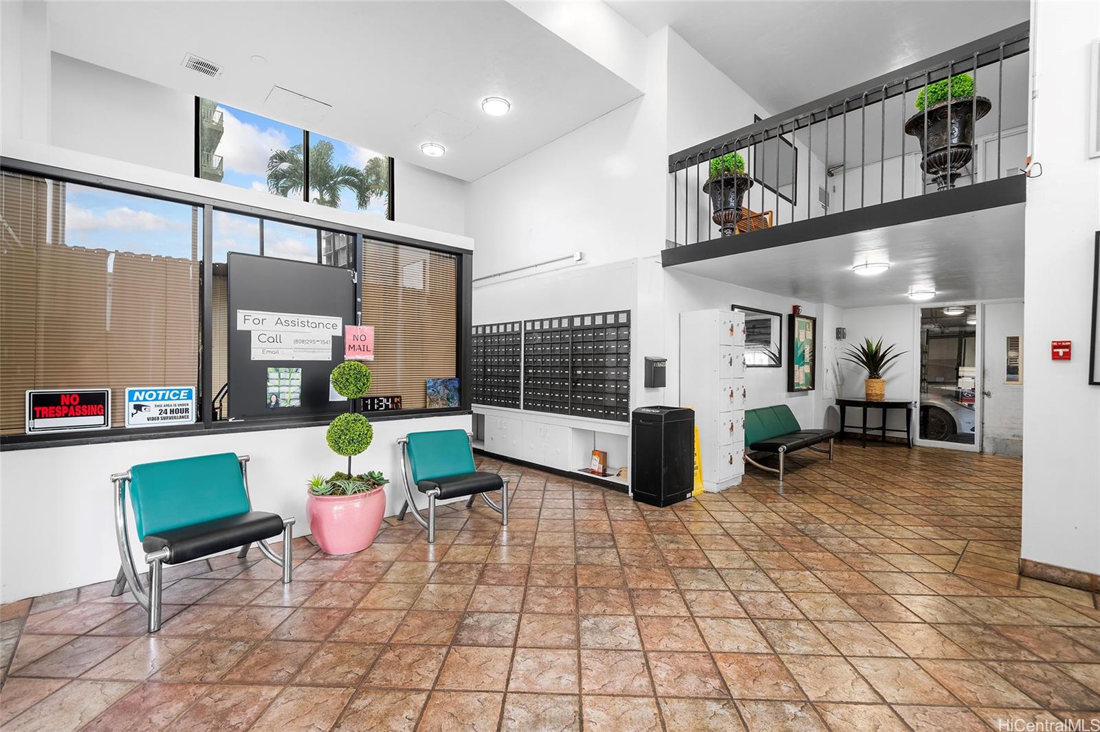 Makiki Plaza condo # 405, Honolulu, Hawaii - photo 18 of 20