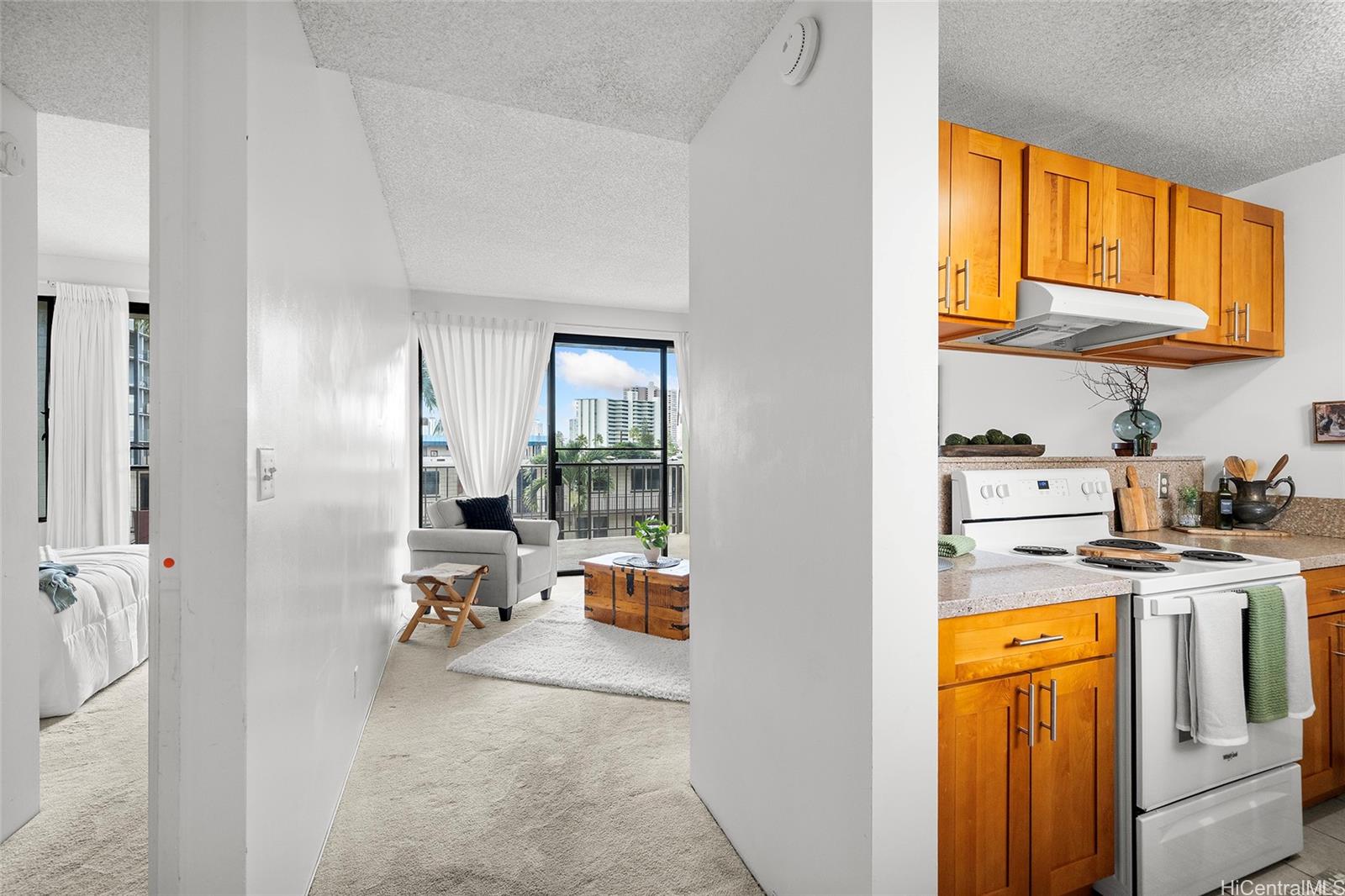 Makiki Plaza condo # 405, Honolulu, Hawaii - photo 6 of 20