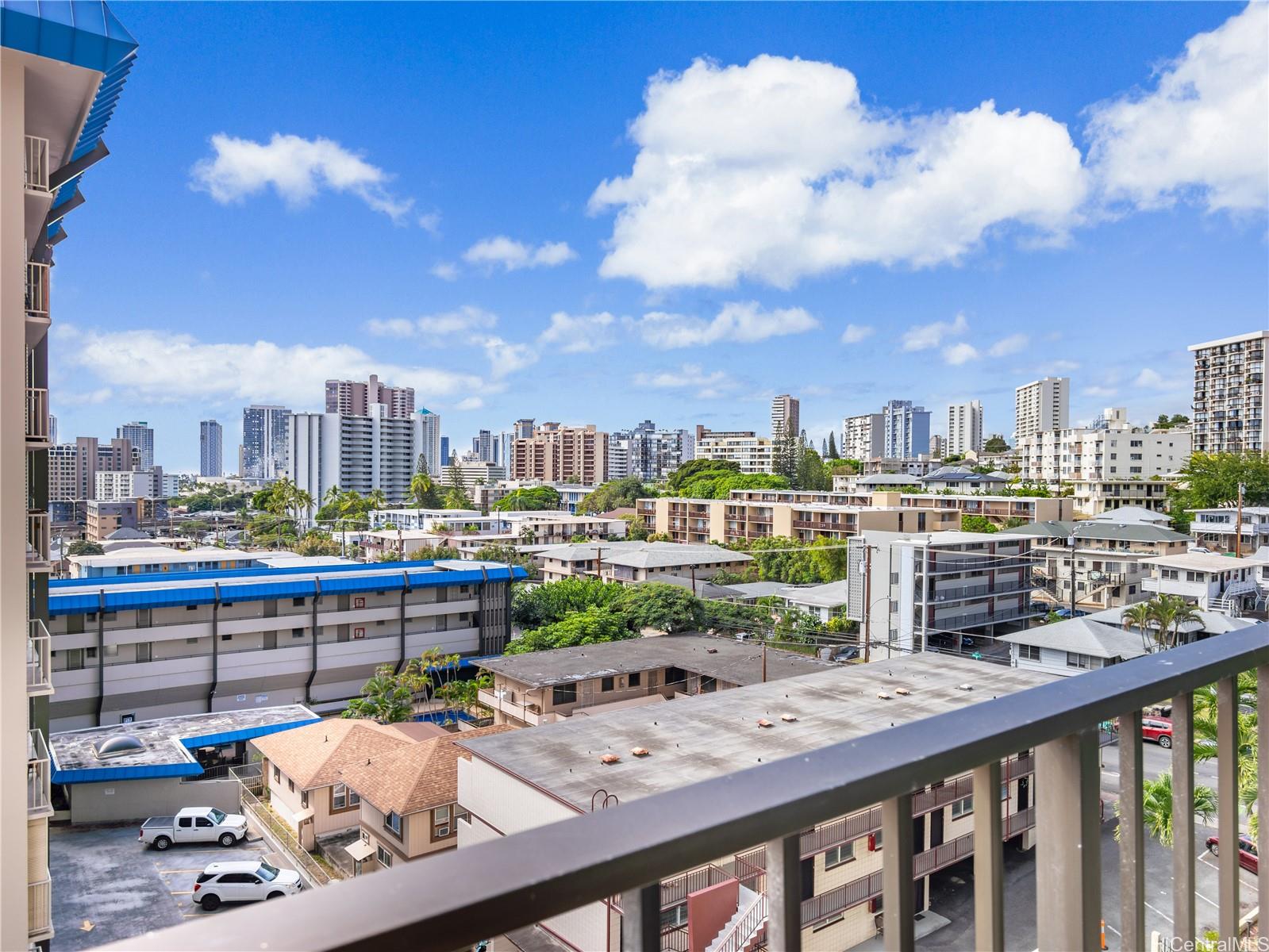 Makiki Plaza condo # 801, Honolulu, Hawaii - photo 21 of 24