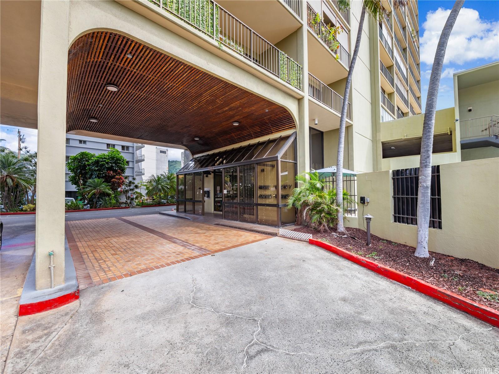 Makiki Plaza condo # 801, Honolulu, Hawaii - photo 23 of 24