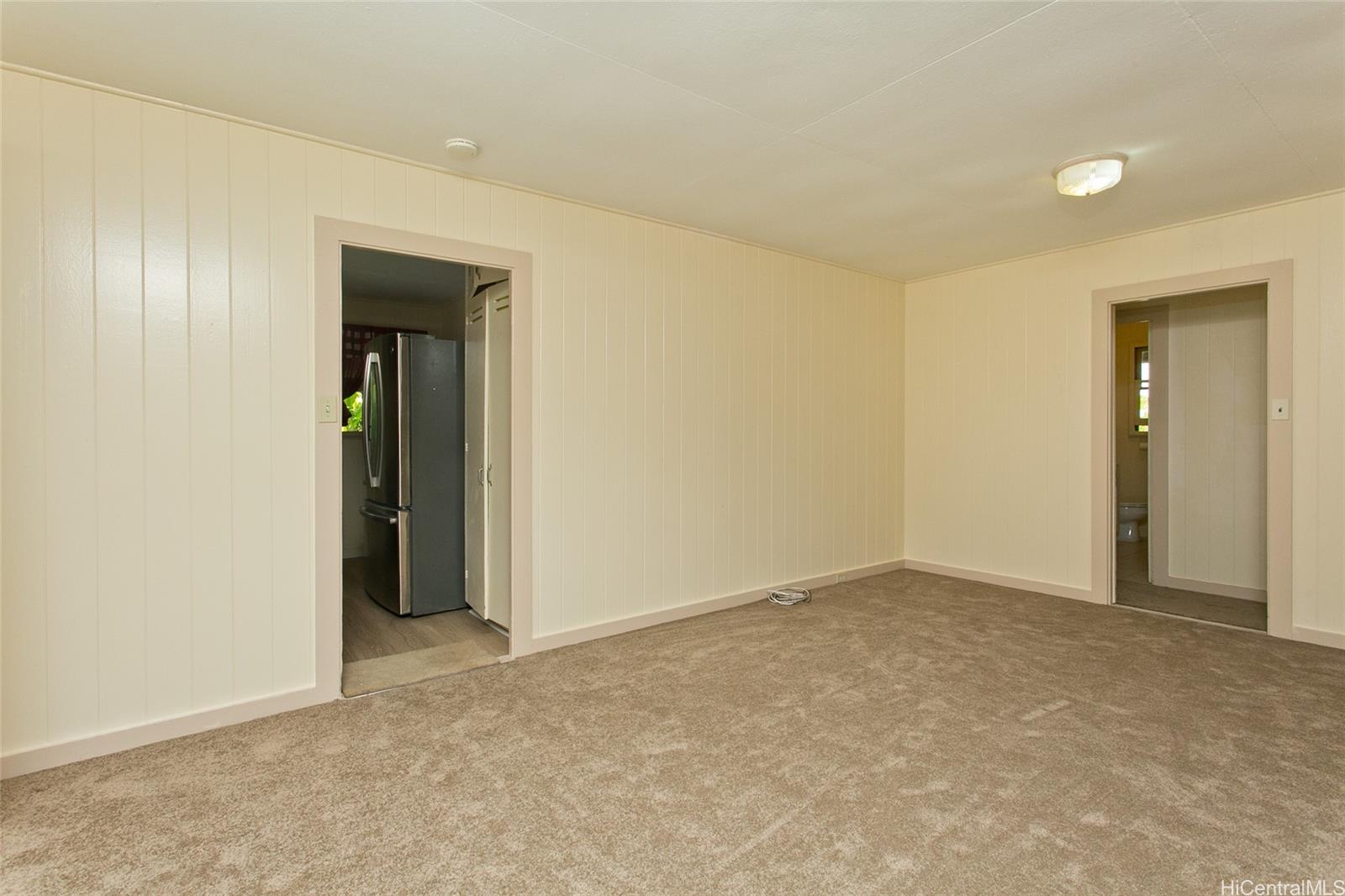 1563  Kalaepaa Drive Kalihi Valley, Honolulu home - photo 6 of 22