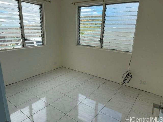 1565  Moani Street Kalihi Uka, Honolulu home - photo 11 of 22