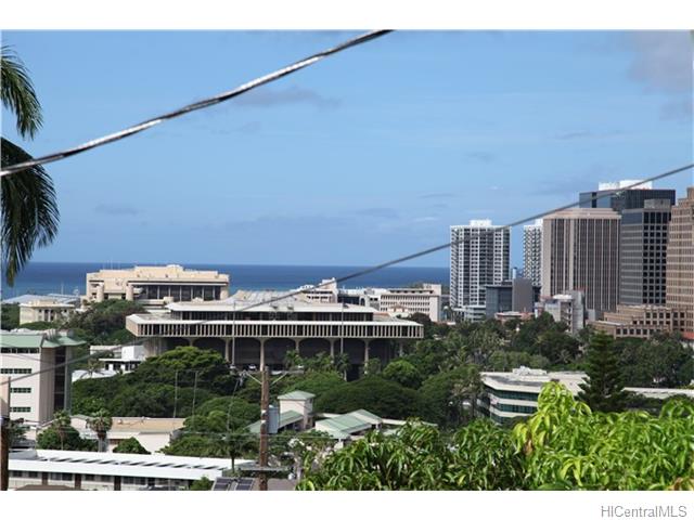 1568  Pele St Punchbowl Area, Honolulu home - photo 6 of 12