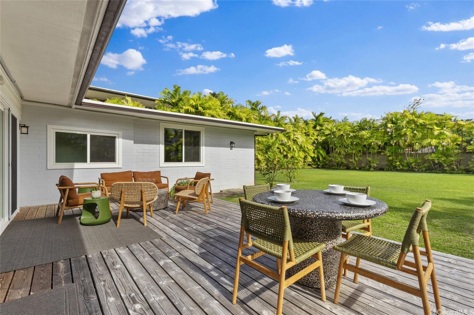 157  Makawao Street Kalama Tract, Kailua home - photo 4 of 24