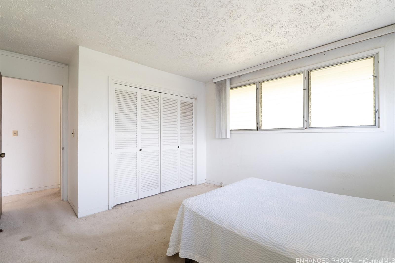 1570  Ala Lani Street Moanalua Valley, Honolulu home - photo 18 of 25