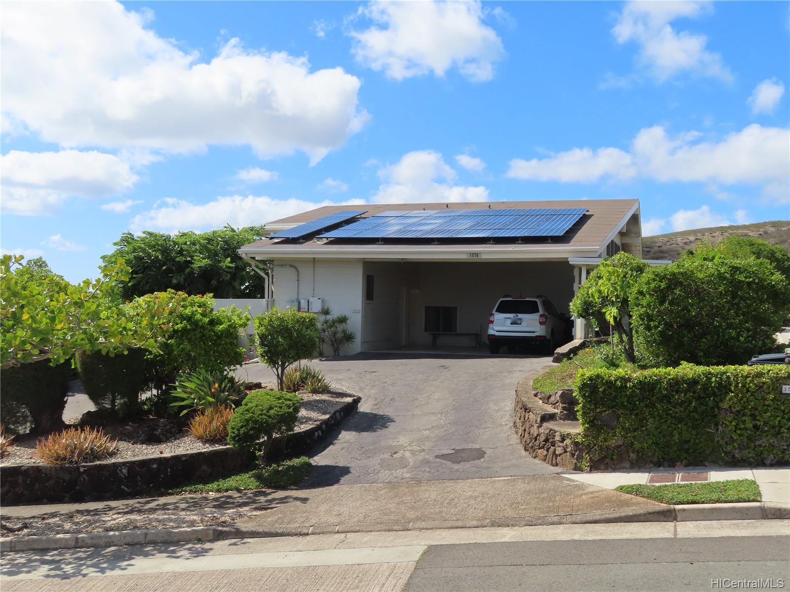 1570 Kamole Street , Honolulu, Hi 96821 | Waialae Iki 