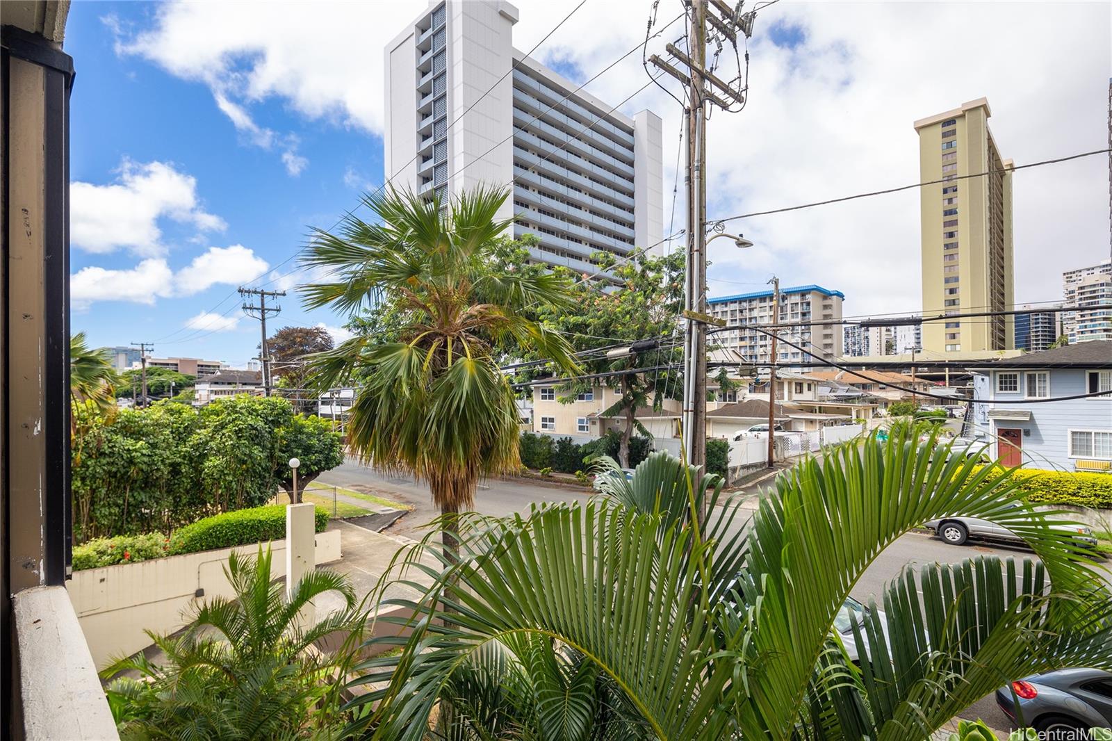 Pakalana condo # 106, Honolulu, Hawaii - photo 20 of 23