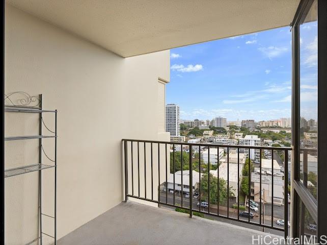1571 Piikoi St Honolulu - Rental - photo 3 of 23