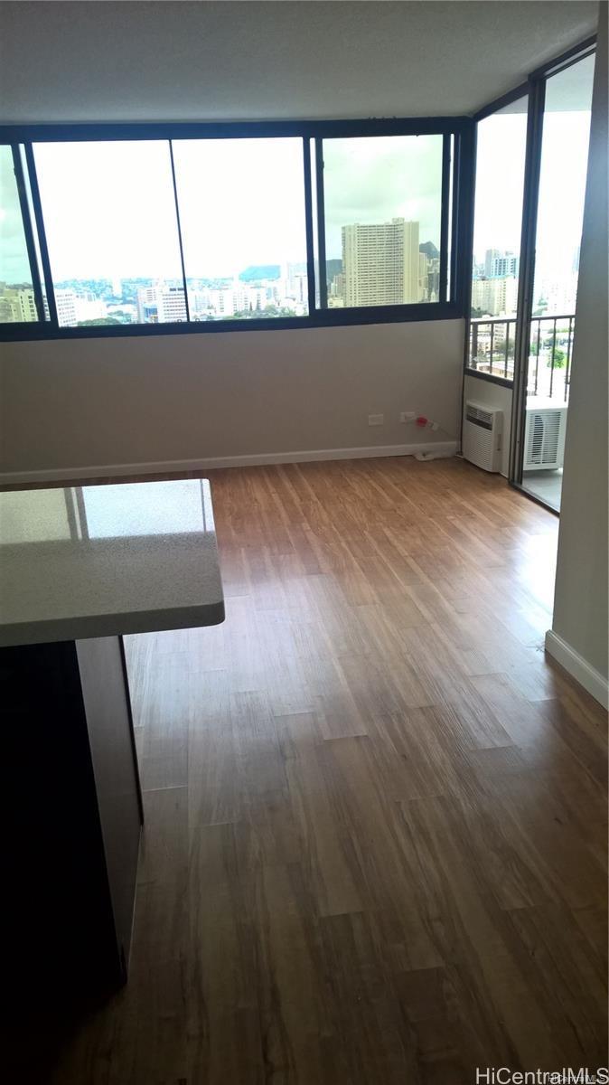 1571 Piikoi St Honolulu - Rental - photo 7 of 23