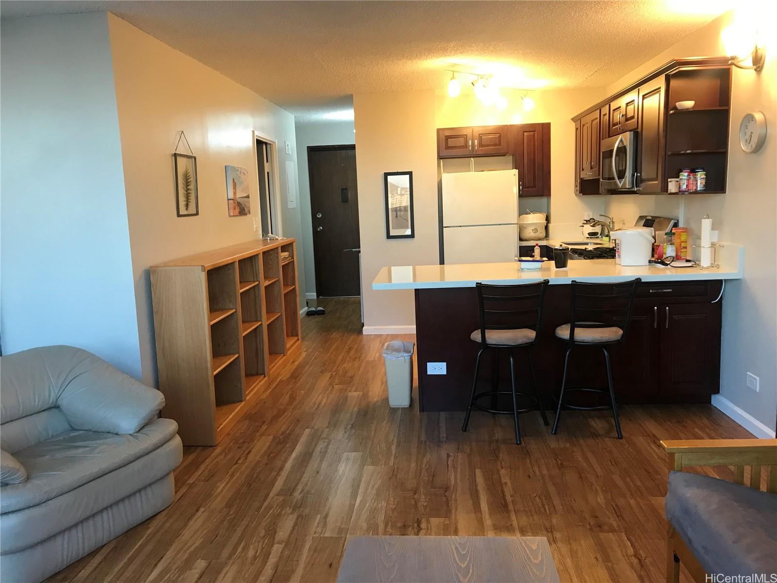 1571 Piikoi St Honolulu - Rental - photo 10 of 23