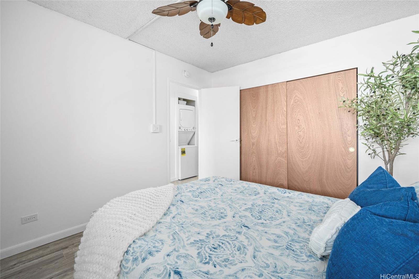 Pakalana condo # 503, Honolulu, Hawaii - photo 13 of 24