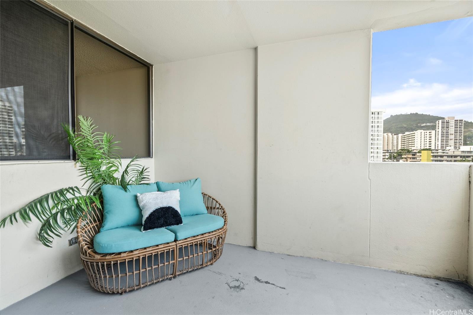 Pakalana condo # 503, Honolulu, Hawaii - photo 15 of 24
