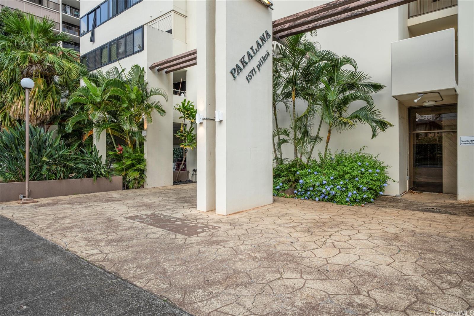 Pakalana condo # 503, Honolulu, Hawaii - photo 23 of 24