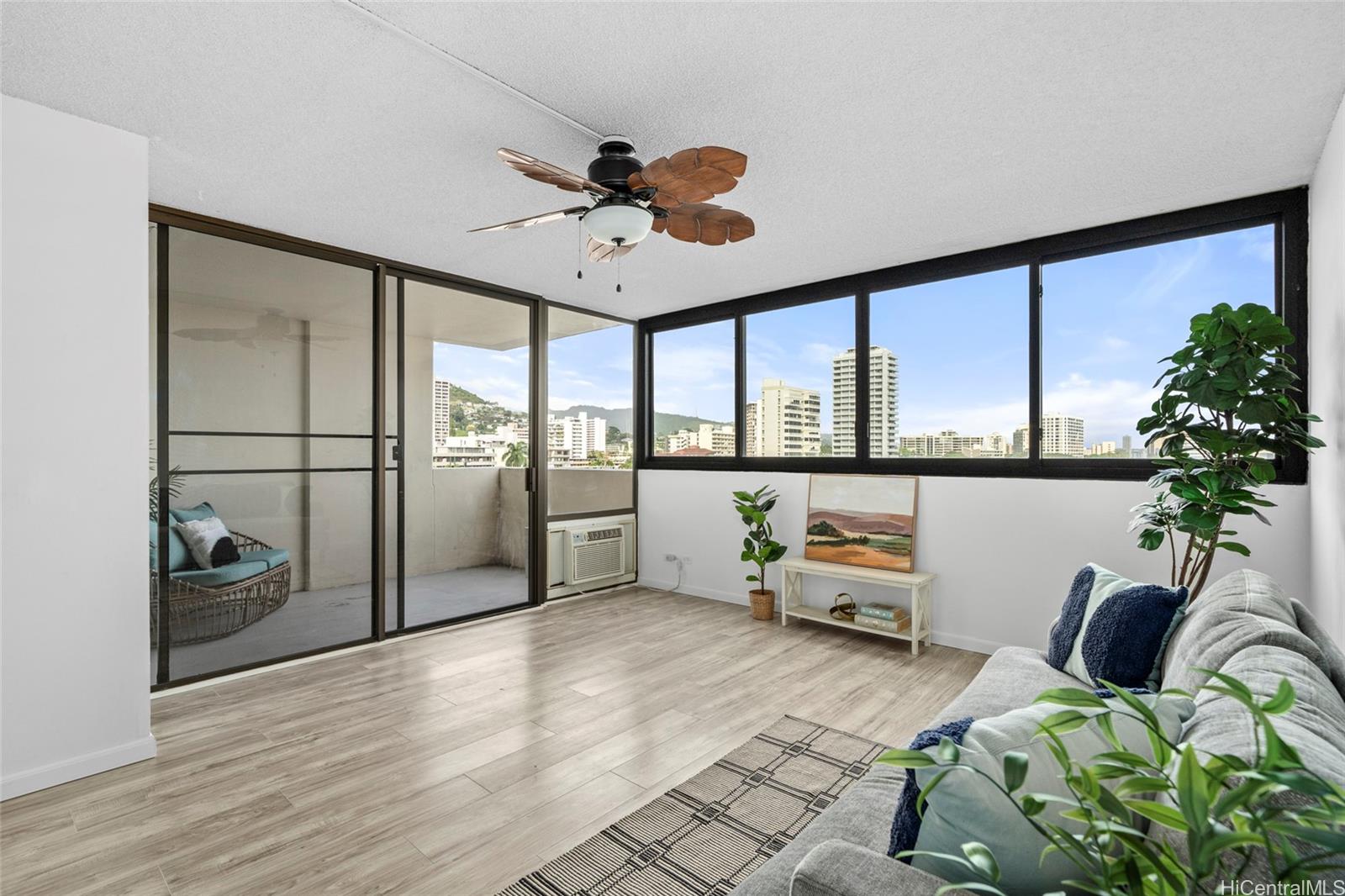 Pakalana condo # 503, Honolulu, Hawaii - photo 6 of 24