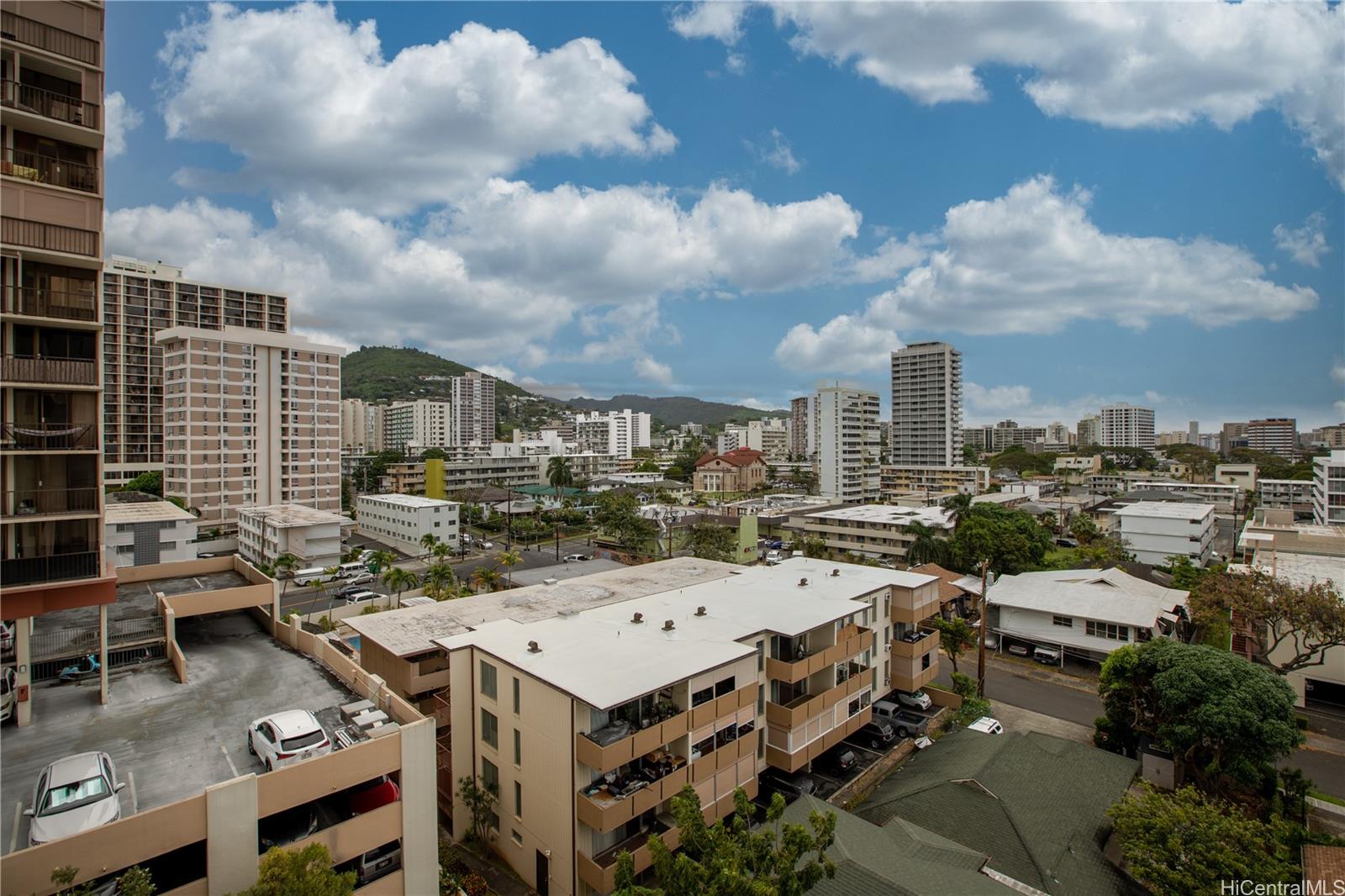 Pakalana condo # 703, Honolulu, Hawaii - photo 3 of 12