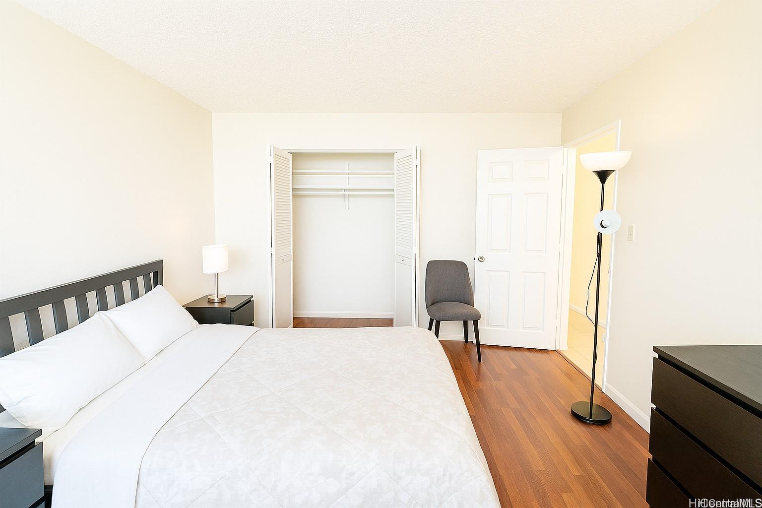 Pakalana condo # 704, Honolulu, Hawaii - photo 6 of 12