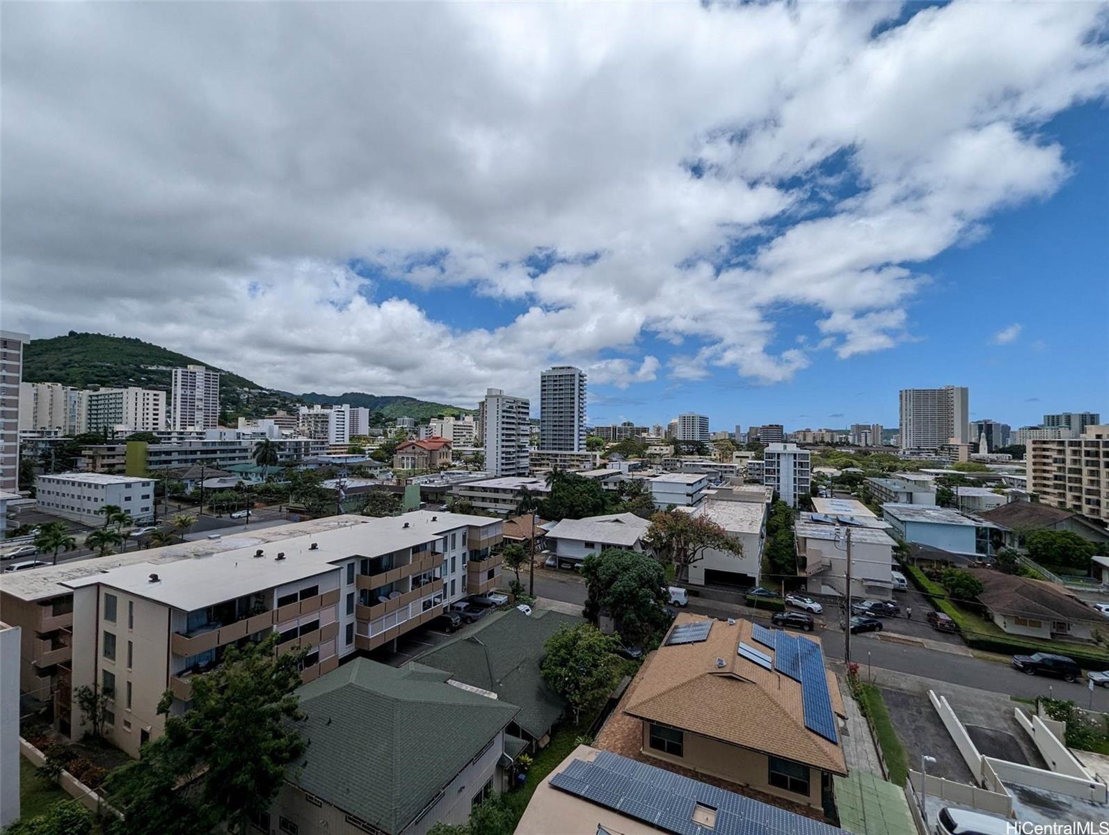 Pakalana condo # 704, Honolulu, Hawaii - photo 9 of 12