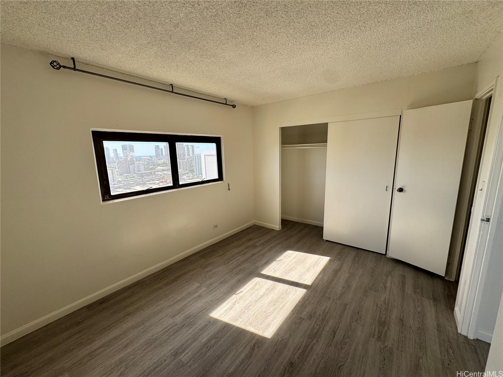 1571 Piikoi St Honolulu - Rental - photo 8 of 14