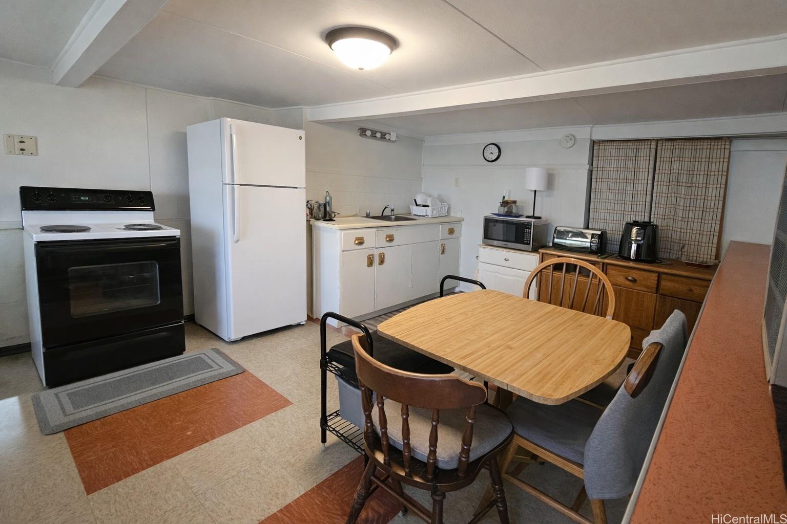 1578 Pele Street Honolulu - Multi-family - photo 12 of 23