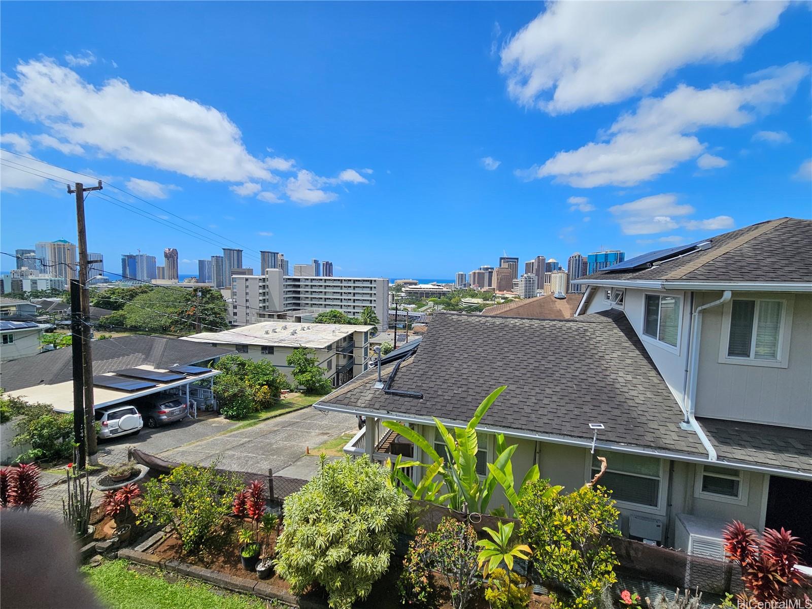 1578 Pele Street Honolulu - Multi-family - photo 3 of 23