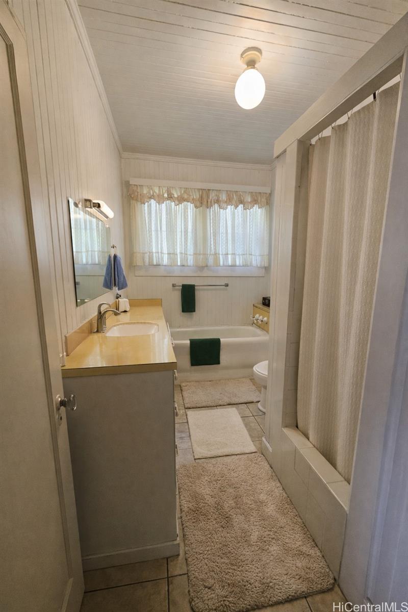 1578 Pele Street Honolulu - Multi-family - photo 8 of 23