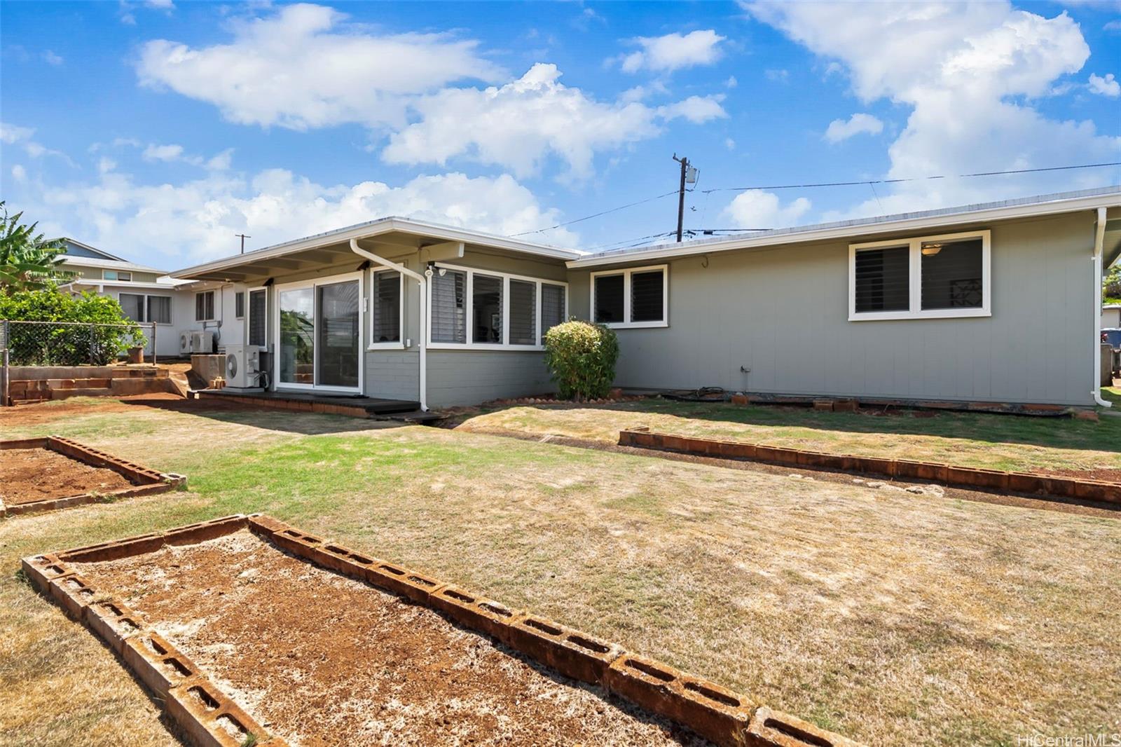 1580  Hoolehua Street Momilani, PearlCity home - photo 23 of 25