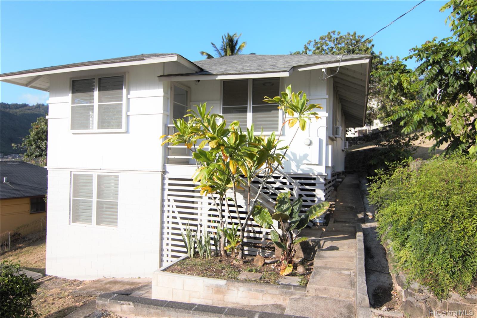 1584  Elua Street Kalihi-upper, Honolulu home - photo 1 of 15