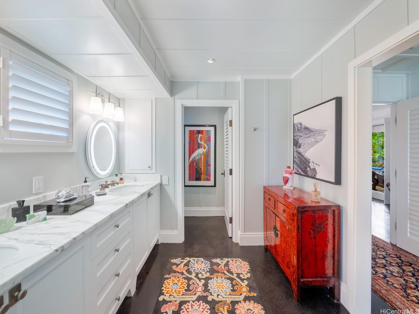 1586  Mokulua Drive Lanikai, Kailua home - photo 13 of 25