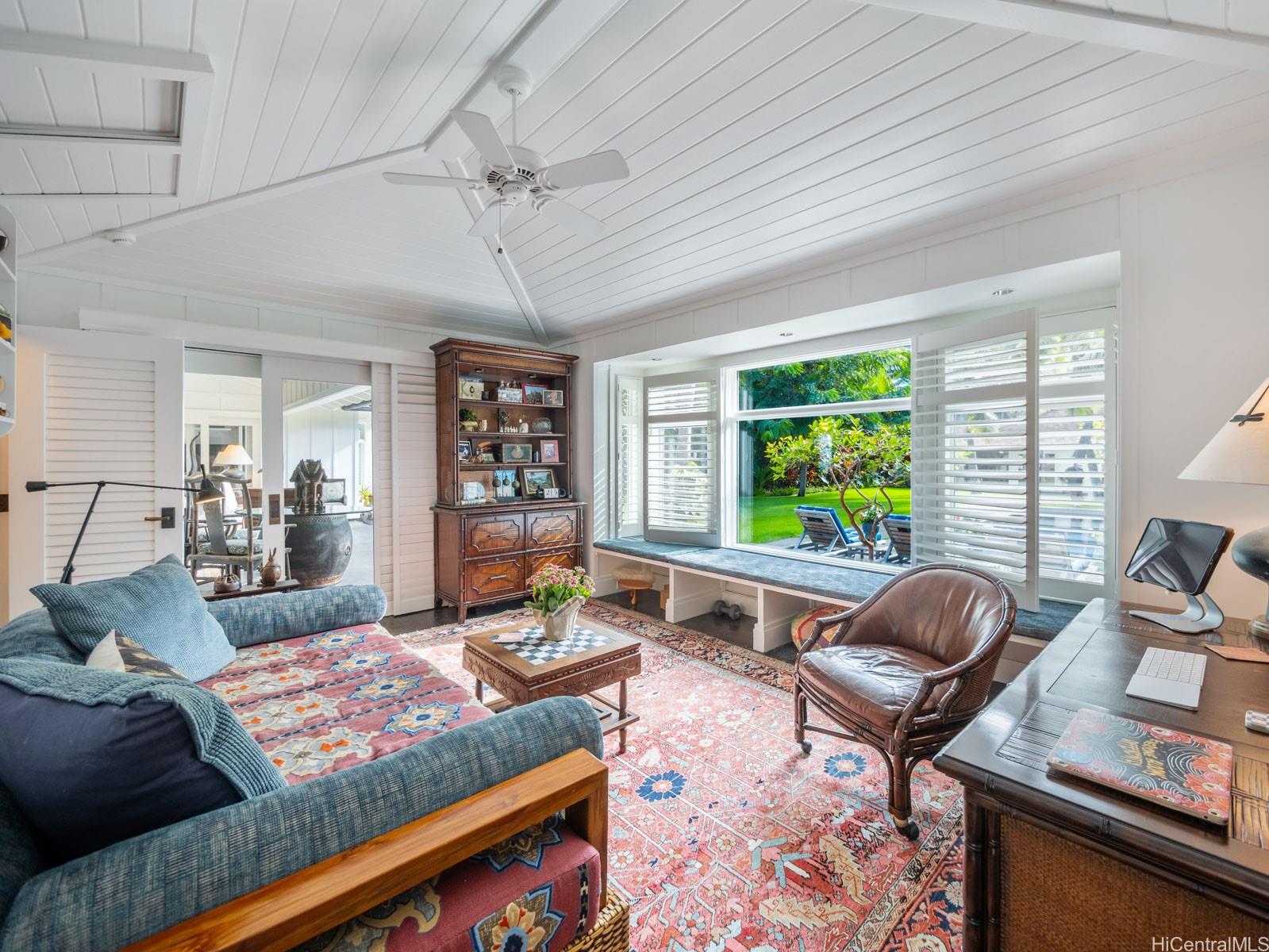 1586  Mokulua Drive Lanikai, Kailua home - photo 17 of 25