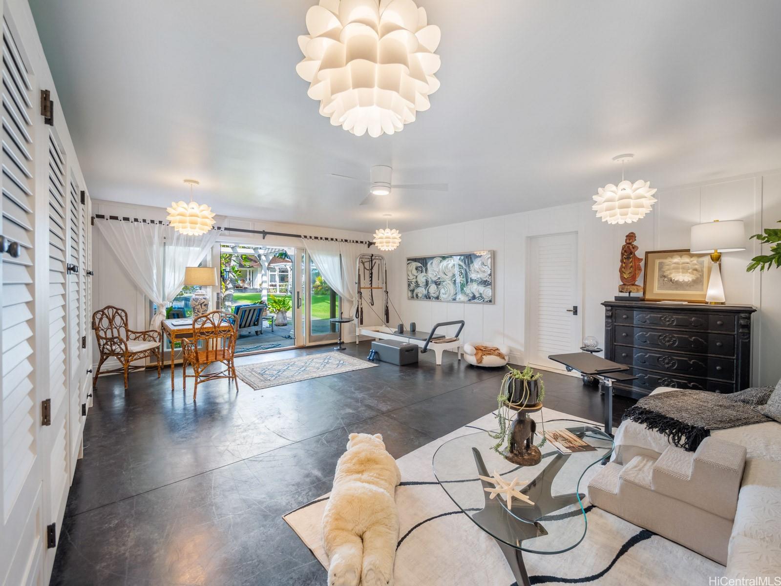 1586  Mokulua Drive Lanikai, Kailua home - photo 21 of 25