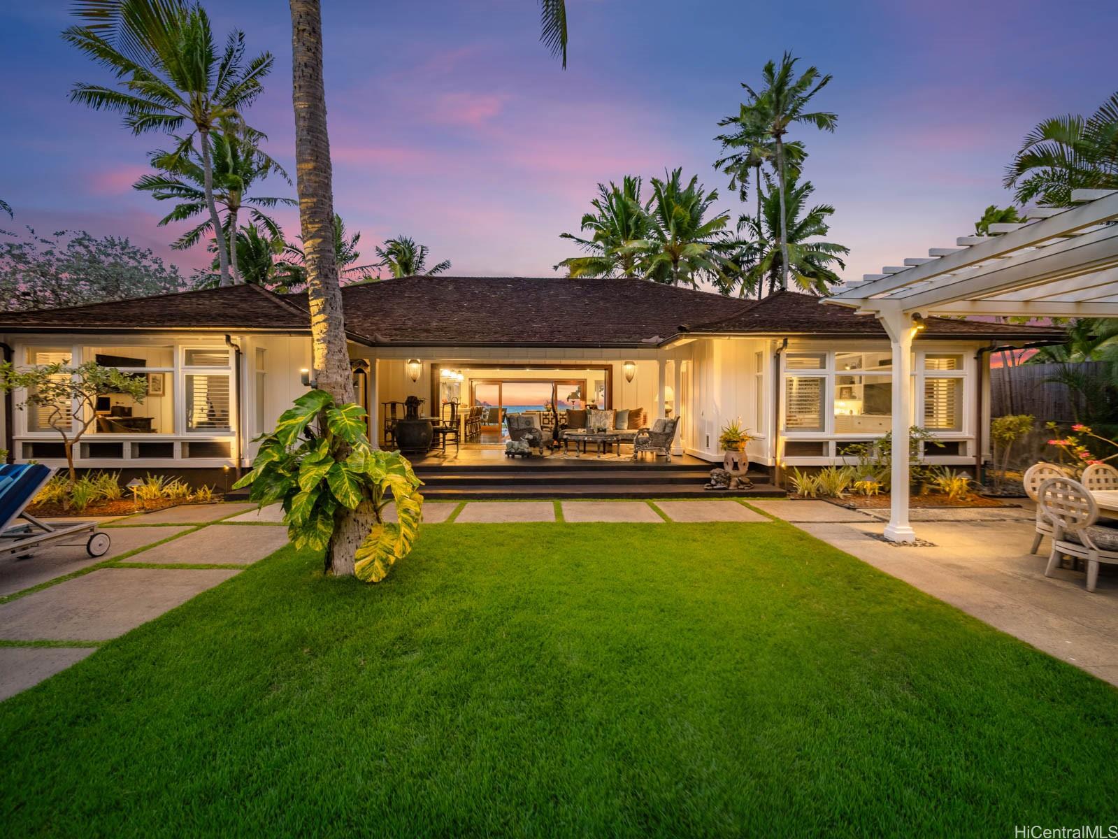 1586  Mokulua Drive Lanikai, Kailua home - photo 24 of 25