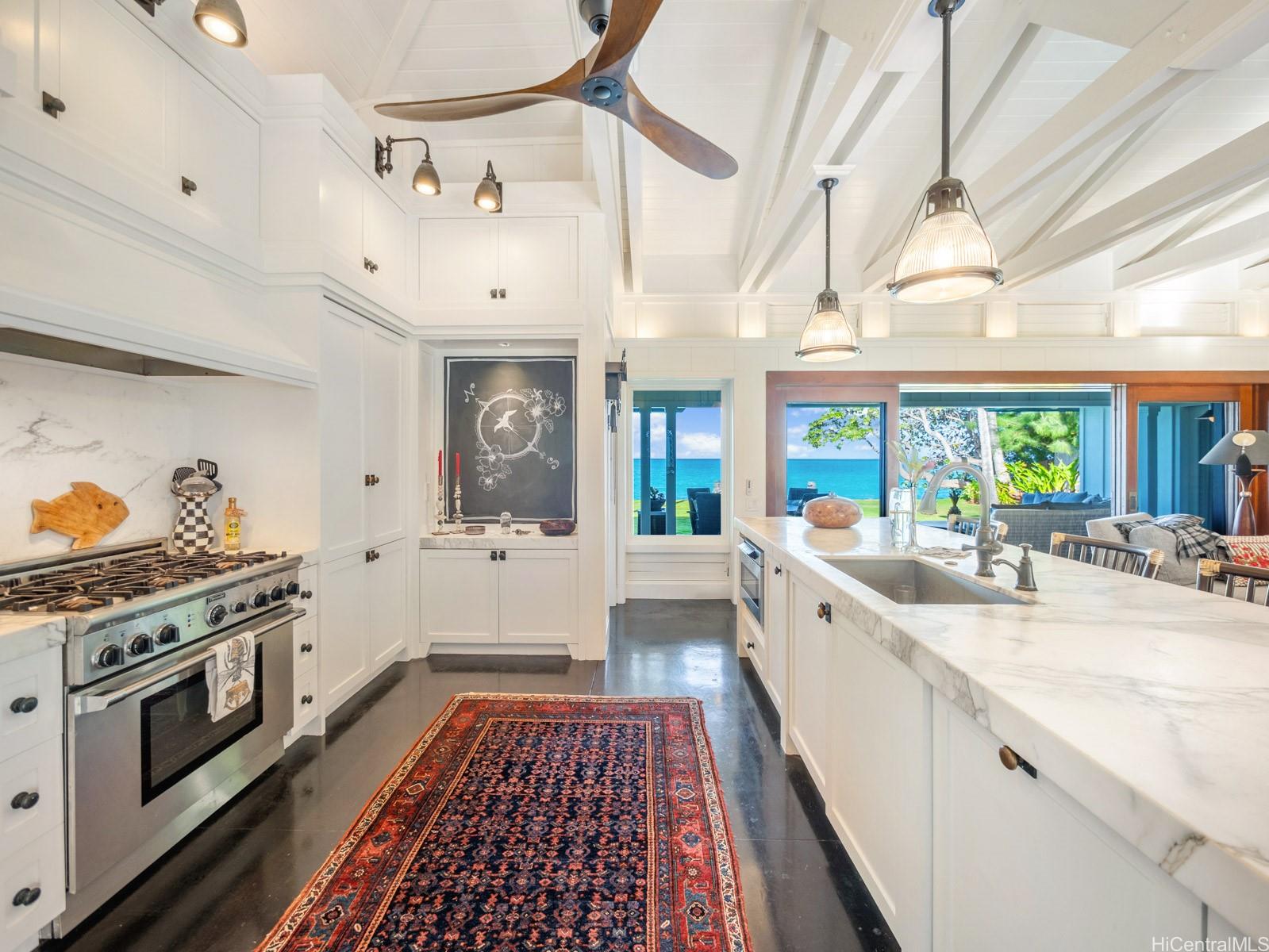 1586  Mokulua Drive Lanikai, Kailua home - photo 9 of 25