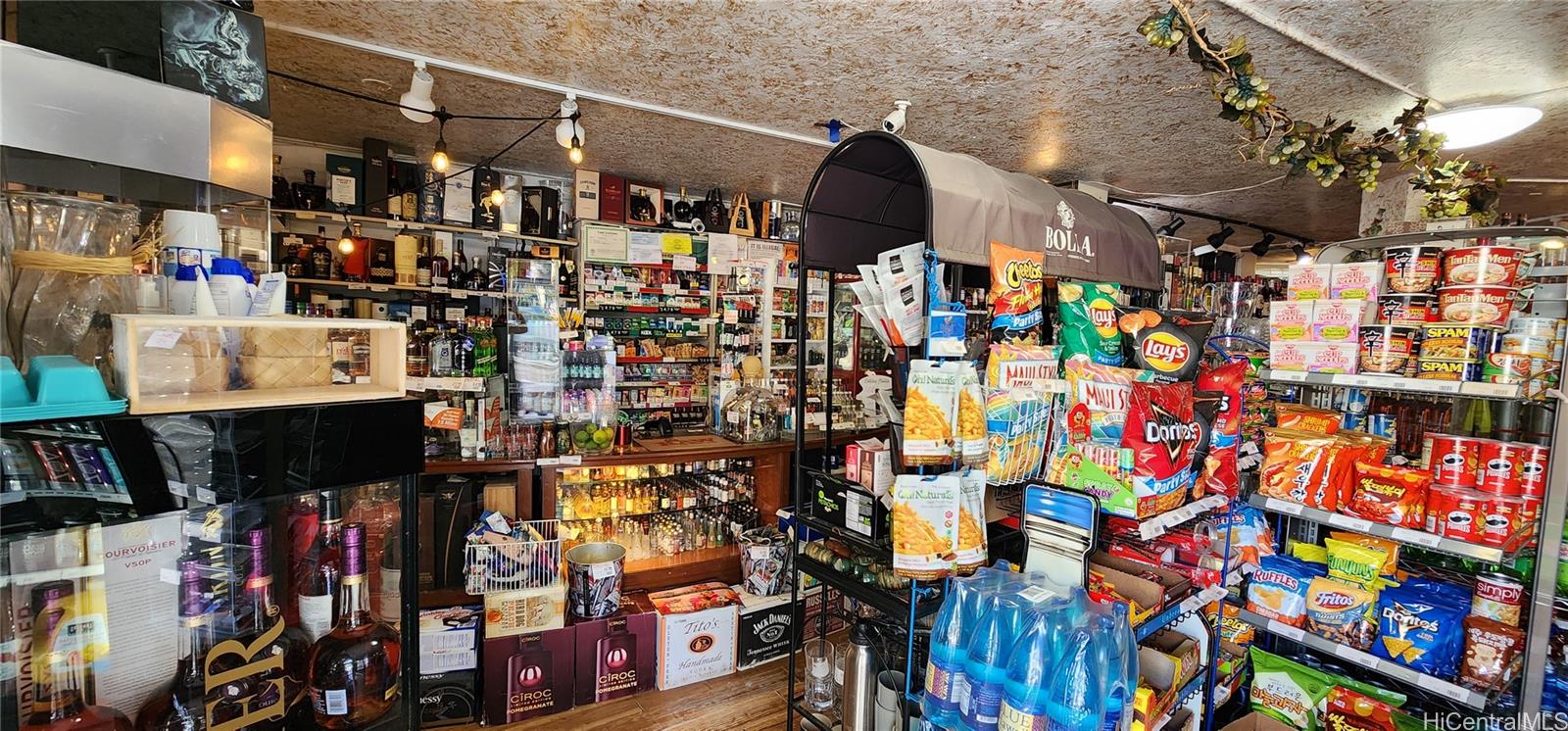 159 Kaiulani Ave Waikiki  - photo 5 of 10