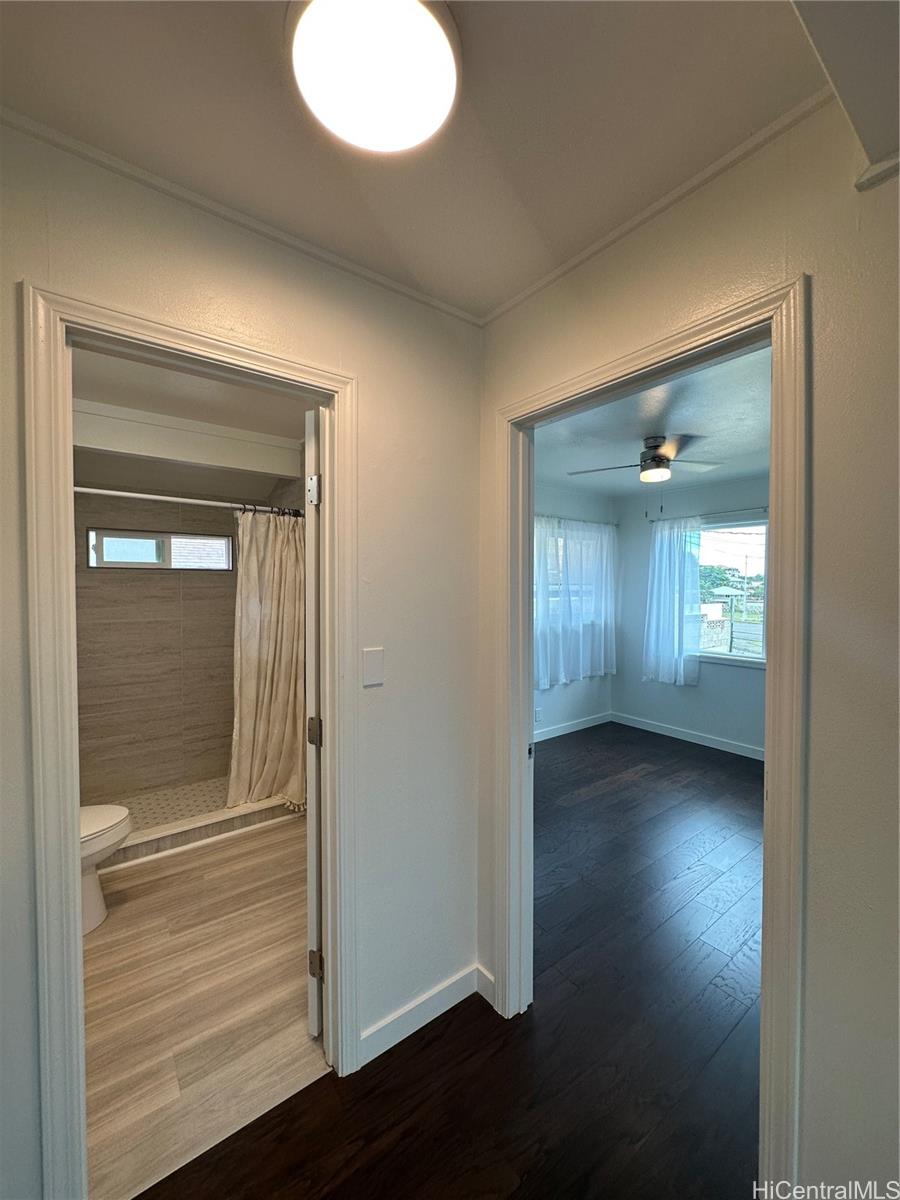 1592  Perry Street Kalihi-upper, Honolulu home - photo 8 of 10