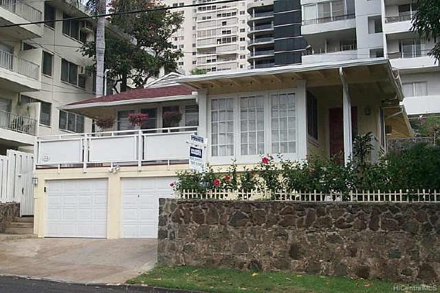 1594  Thurston Ave Punchbowl Area, Honolulu home - photo 1 of 1