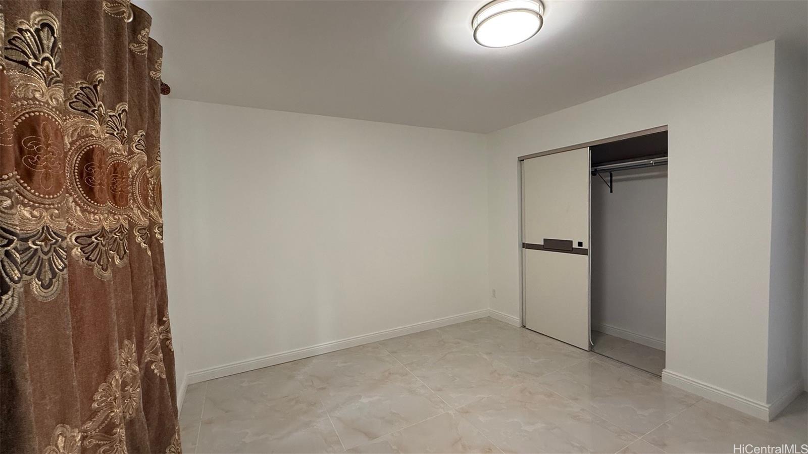 1594 Wailele St Honolulu - Rental - photo 6 of 9