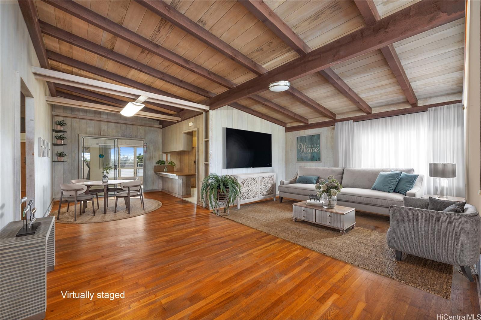 1599  Ala Amoamo Street Moanalua Gardens, Honolulu home - photo 5 of 23