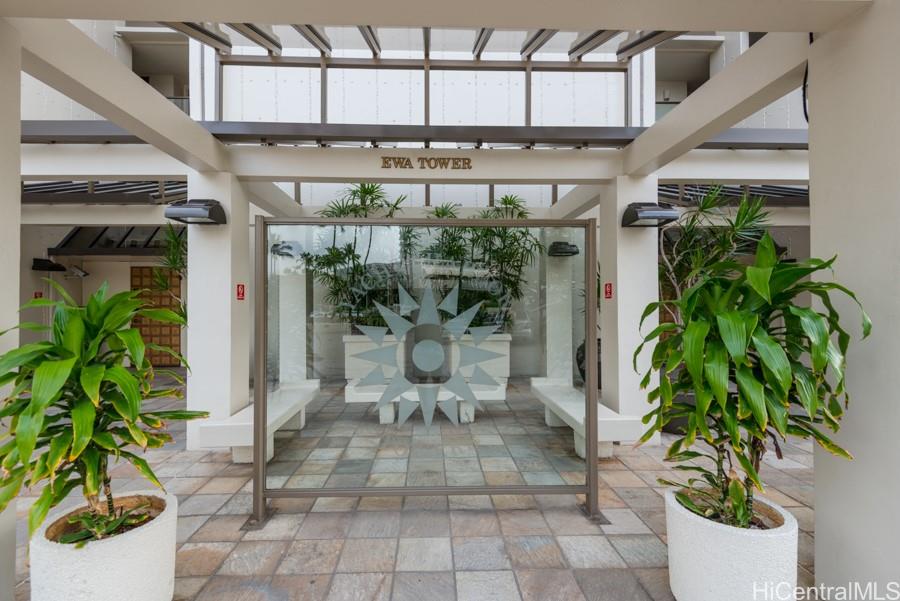 Yacht Harbor Towers condo # 1406, Honolulu, Hawaii - photo 23 of 25