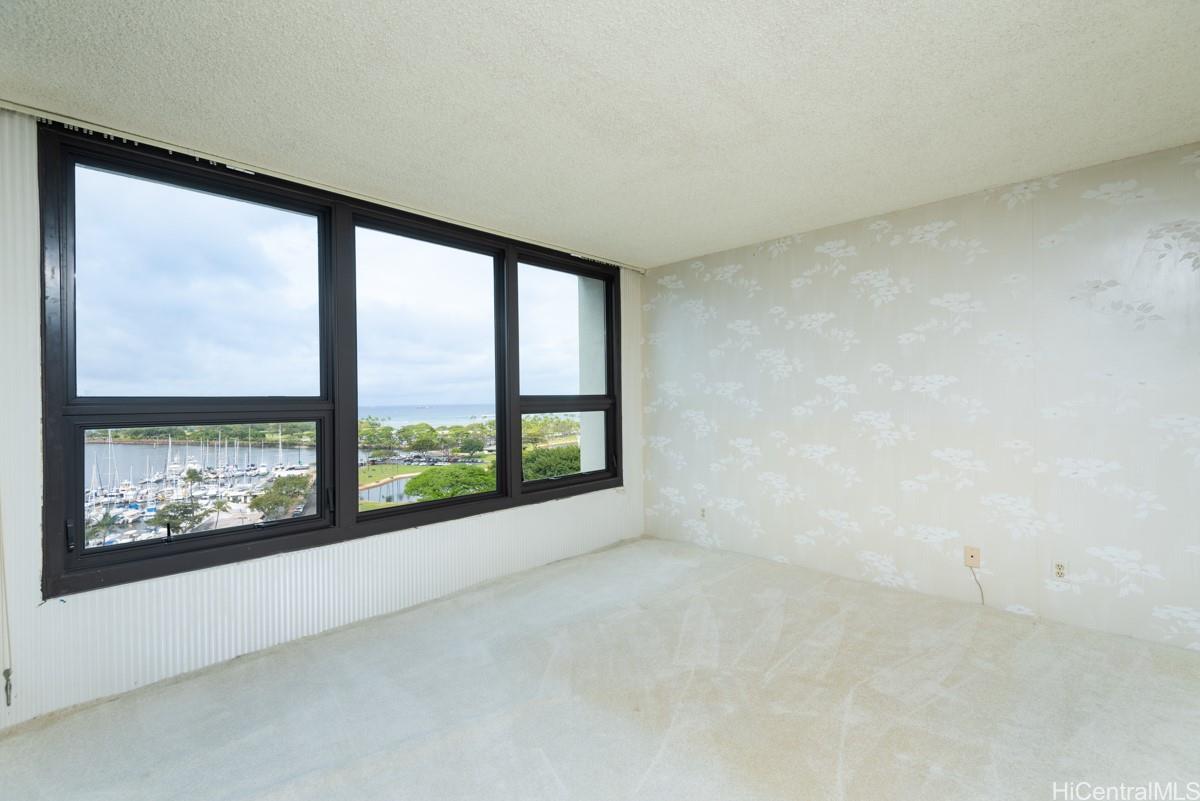 Yacht Harbor Towers condo # 1406, Honolulu, Hawaii - photo 9 of 25